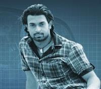 Portrait photo of the artist Charith Abesinghe