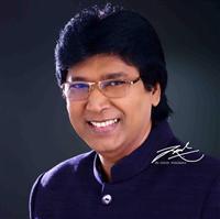 Portrait photo of the artist Keerthi Pasquel