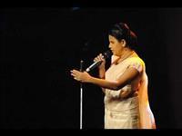 Portrait photo of the artist Mekala Gamage