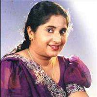 Portrait photo of the artist Neranjala Sarojini