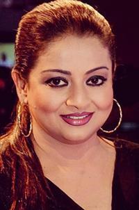 Portrait photo of the artist Samitha Mudunkotuwa